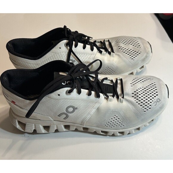 Size 10 - On Cloud X White Black Womens - Picture 2 of 12